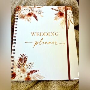 **Brand New** Wedding Planner (Hardcover)